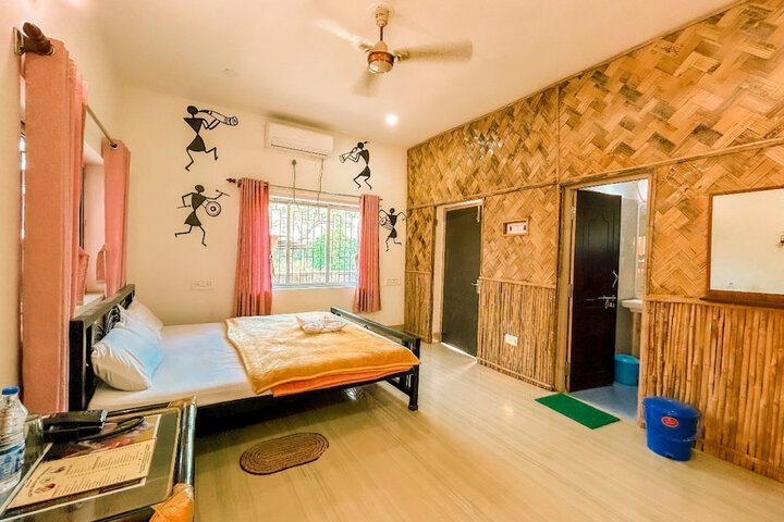 Room 14 of 20