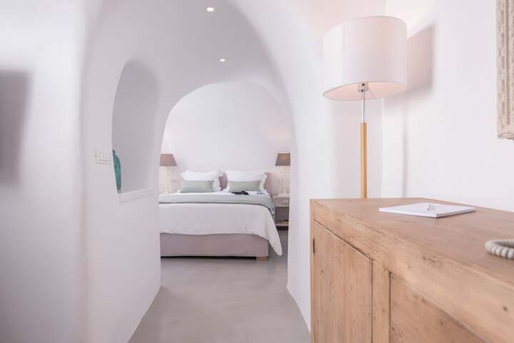 Room 6 of 237