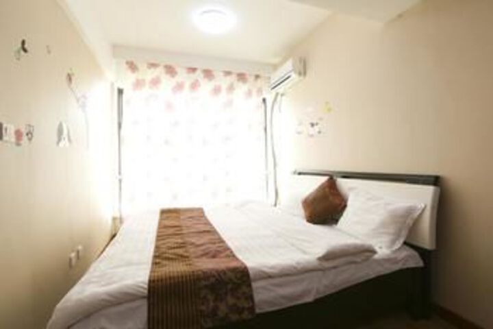 Room 30 of 57