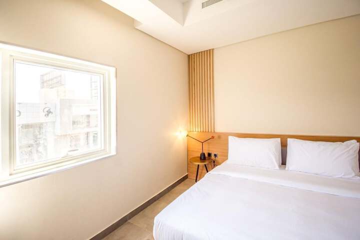 Room 22 of 40