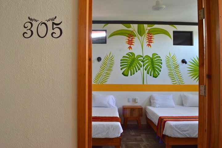Room 11 of 36
