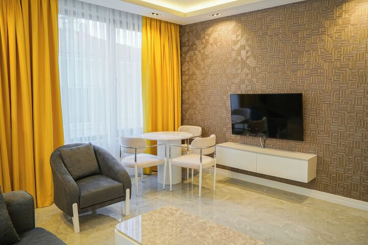 Room 42 of 94