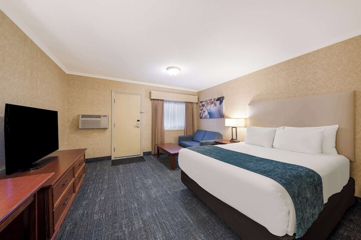 Room 29 of 56