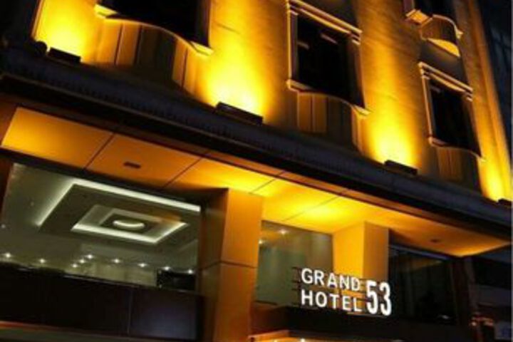 GRAND HOTEL 53