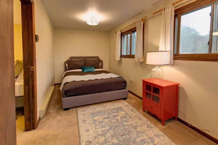 Room 5 of 35