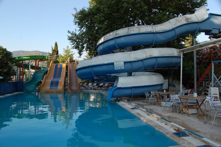 Pool 28 of 66