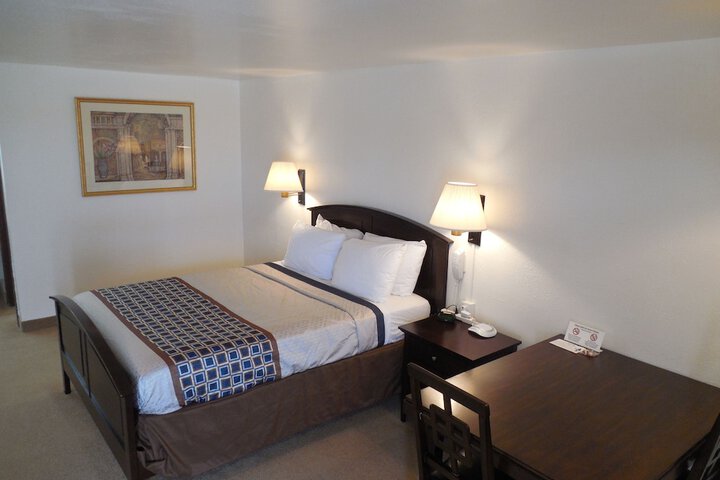 Room 38 of 54