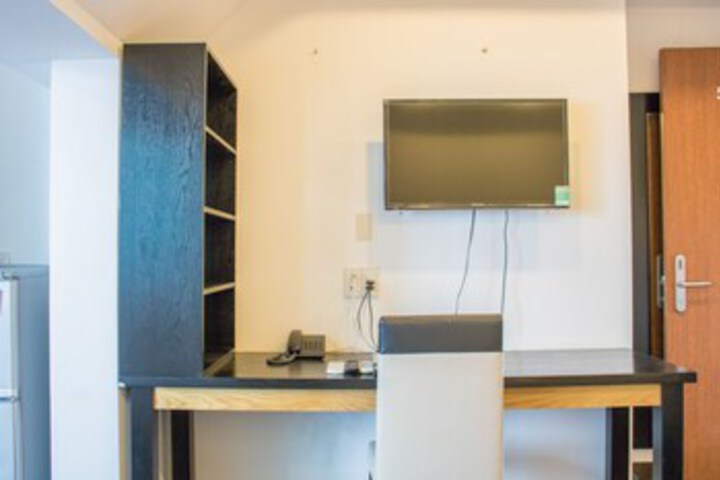 Room 7 of 35