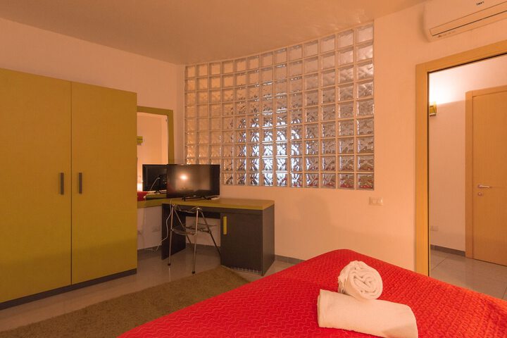 Room 38 of 47
