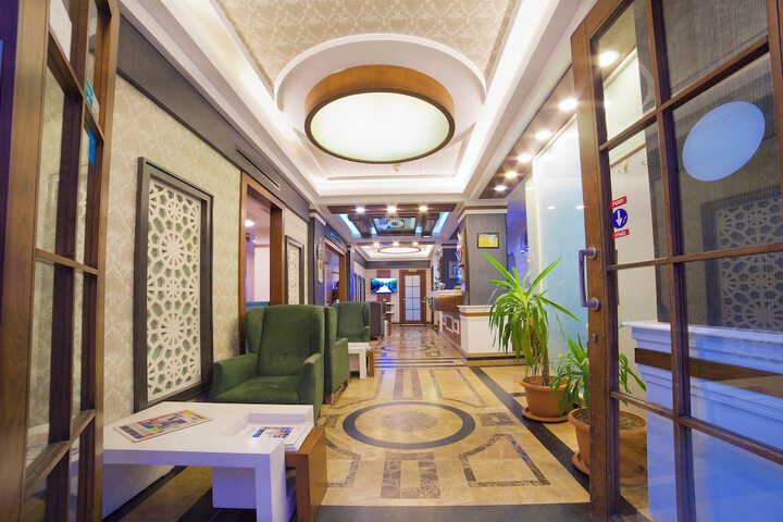 Guest Lobby