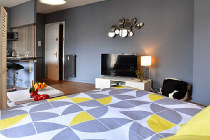 Room 18 of 22