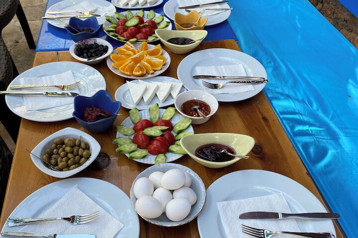 Breakfast/Coffee Service 50 of 104