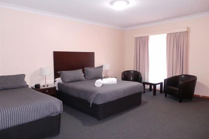 Room 20 of 37