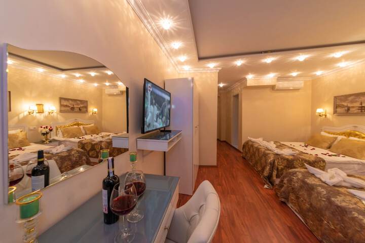 Room 29 of 65