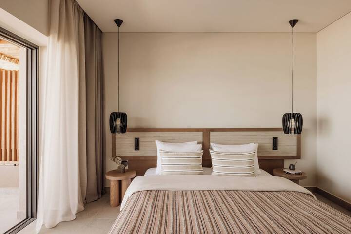 Room 15 of 44
