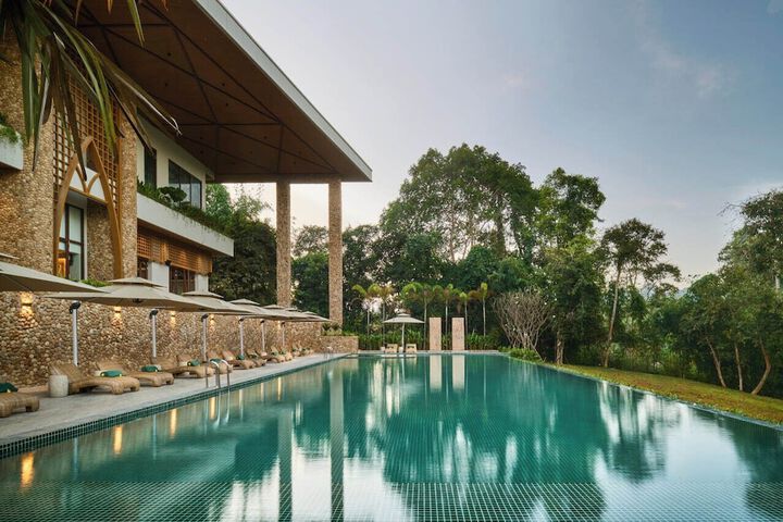 Pool 63 of 111