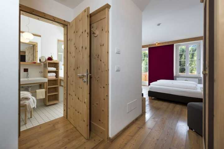 Room 20 of 43
