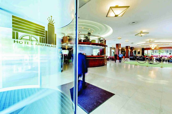 Hotel Interior 4 of 91