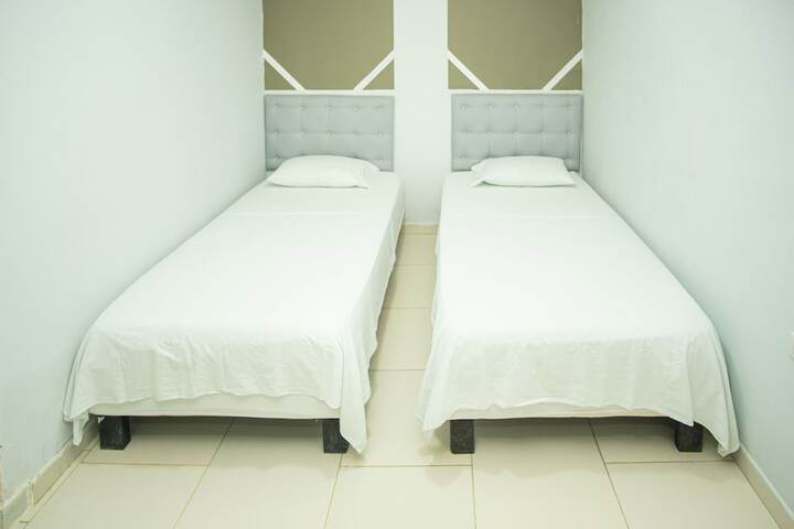 Room 37 of 108