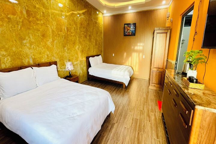 Room 21 of 146