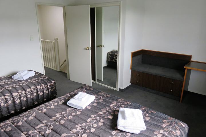 Room 62 of 141