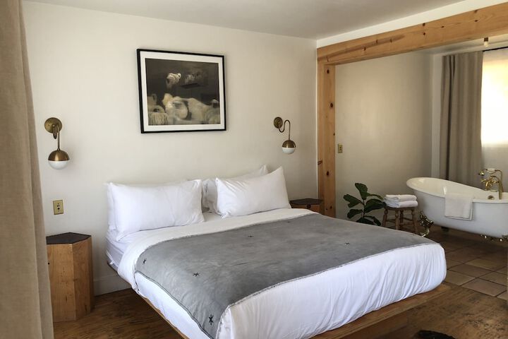 Room 19 of 45