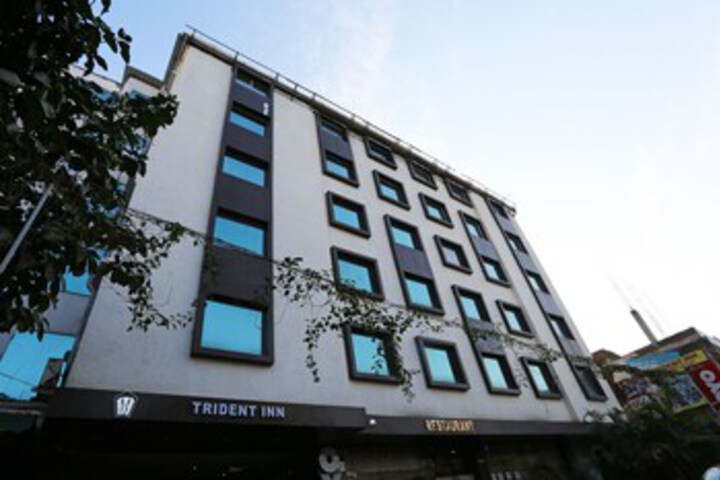 Hotel 8 of 33