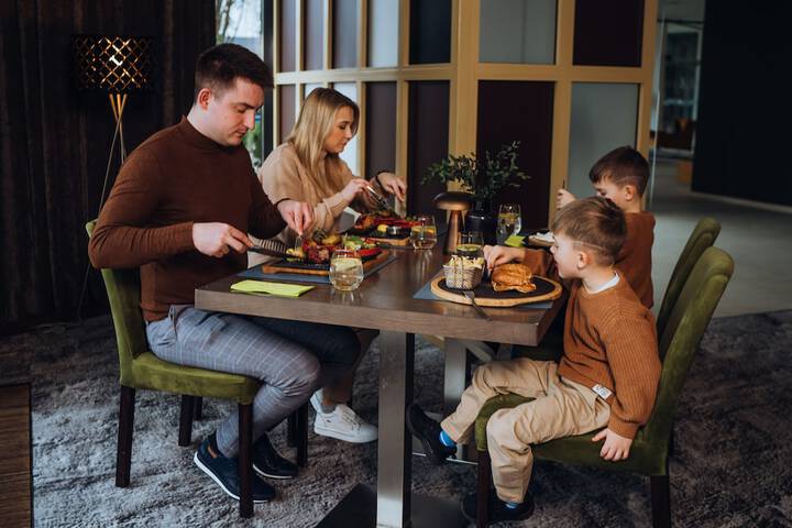 Dining 151 of 176