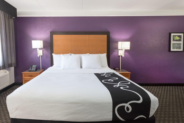 Room 4 of 19