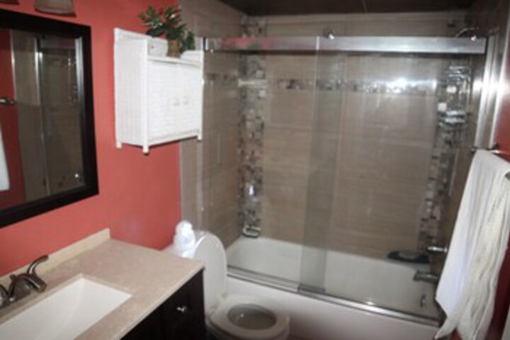 Room 6 of 21