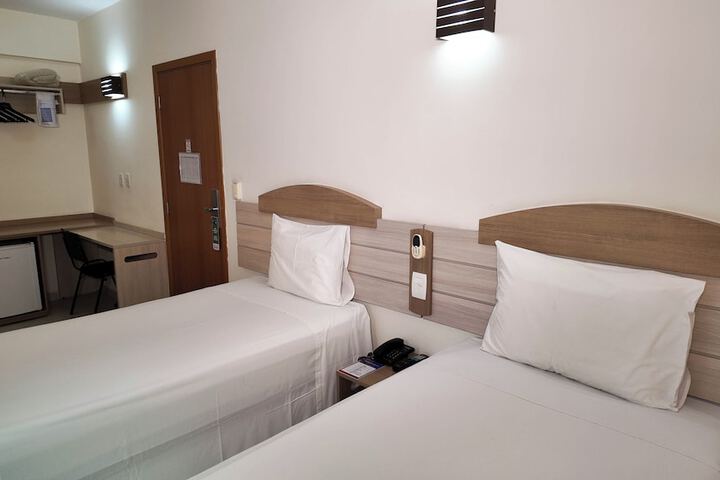 Room 21 of 55
