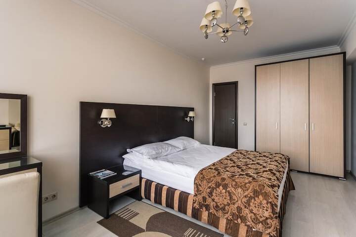Room 48 of 95