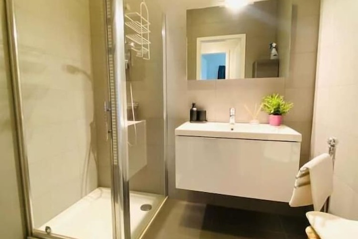 Room 20 of 22