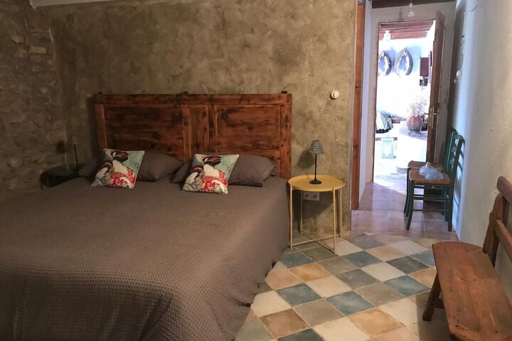 Room 6 of 64