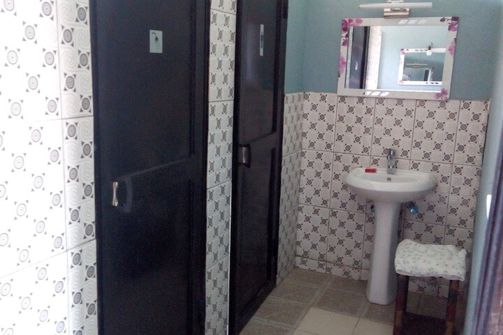 Room 11 of 36