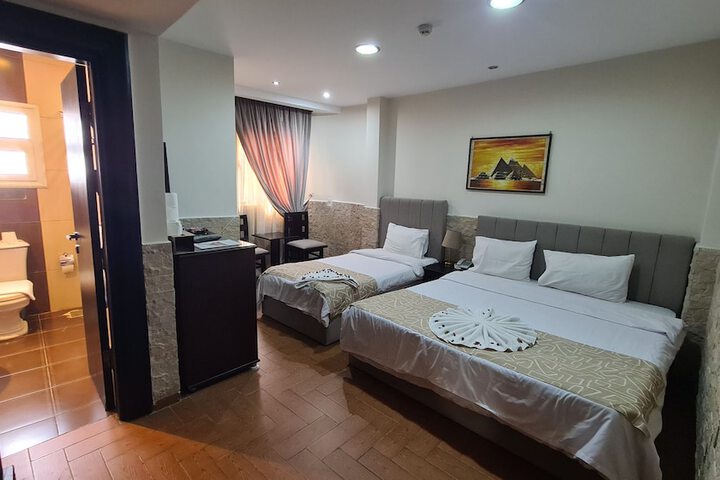 Room 213 of 340