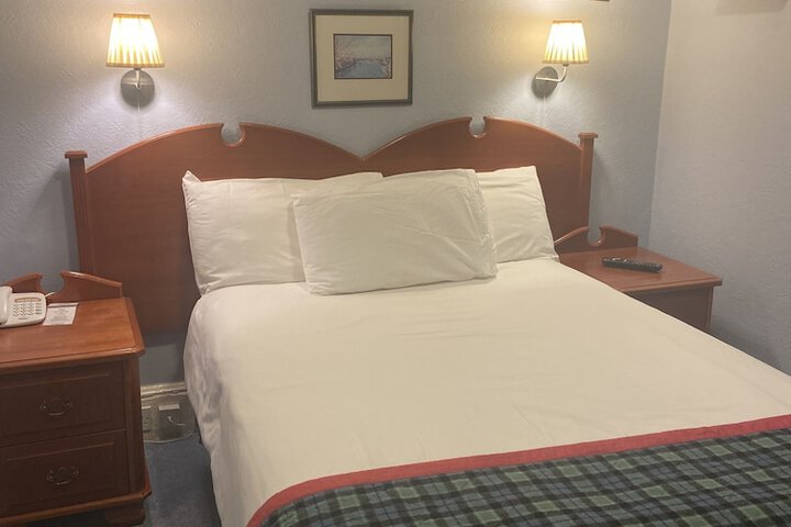 Room 2 of 12