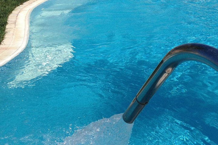 Pool 18 of 64