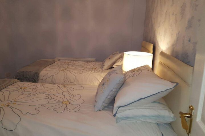 Room 8 of 23