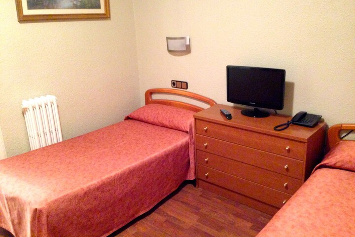 Room 16 of 54