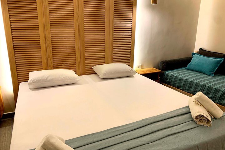 Room 74 of 161