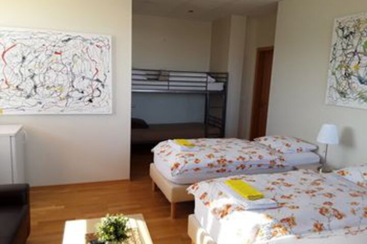 Room 37 of 94