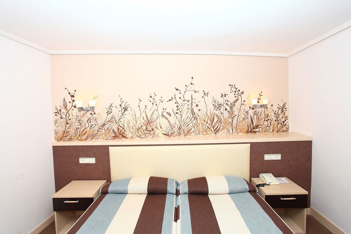 Room 14 of 51