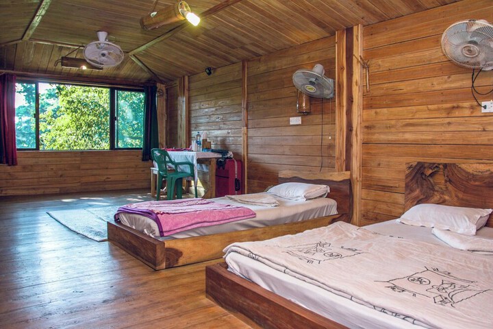 Room 5 of 64