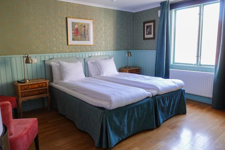 Room 5 of 59