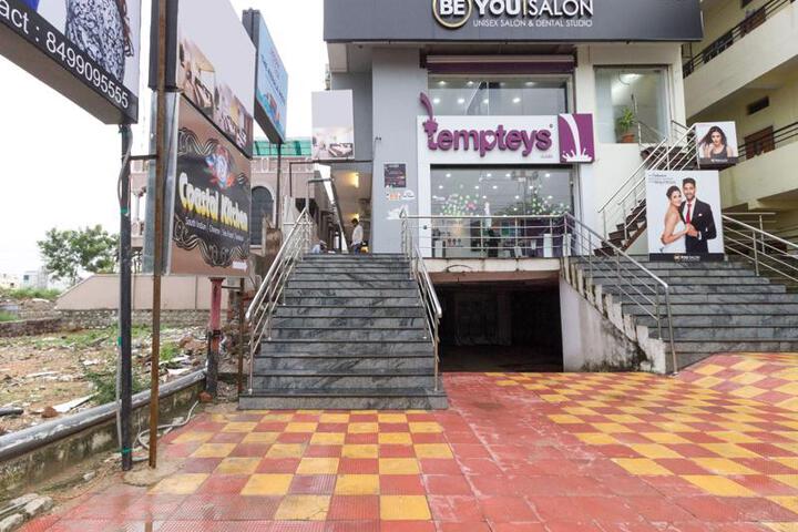 OYO 7691 KANHA BOUTIQUE HOTEL