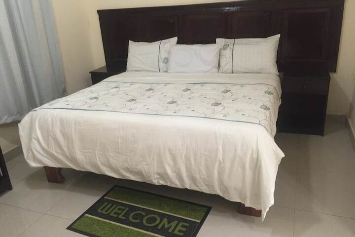 Room 3 of 9
