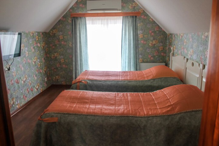 Room 26 of 58