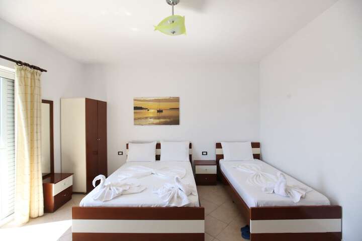 Room 8 of 53