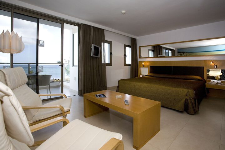 Room 5 of 71